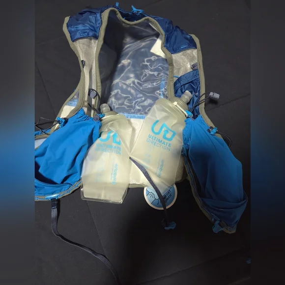 Ultimate Direction Ultra Hydration Vest - Picture 3 of 3